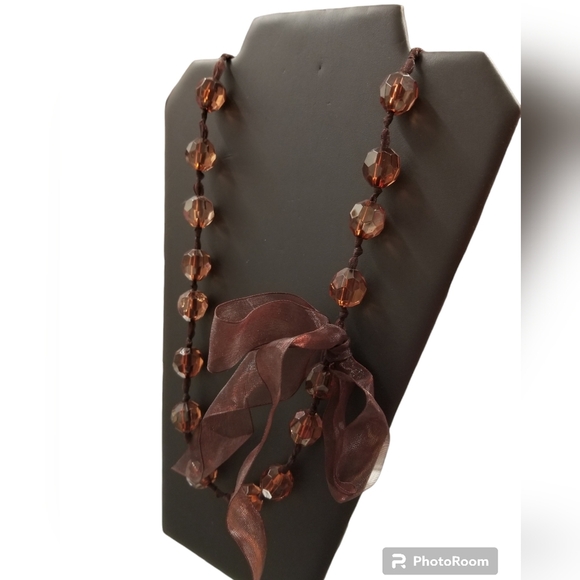 VINTAGE AMBER COLORED RIBBON NECKLACE WITH FACETED ACRYLIC BEADS - Picture 2 of 5